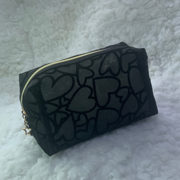 Handbags - Black Heart Pattern Cosmetic Pouch with Gold Zip (NWOT)